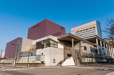 オーバード・ホール